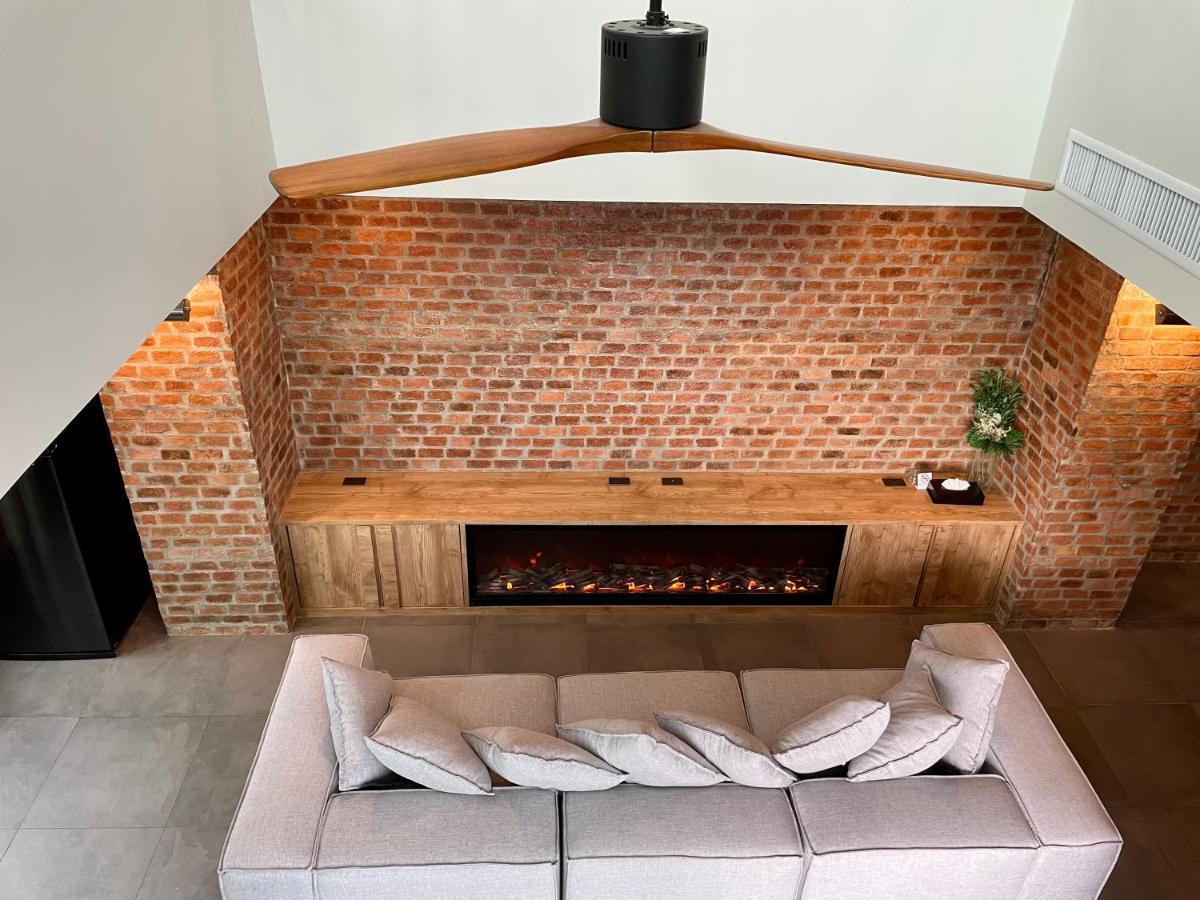 Room Actually Service Apartment Karon المظهر الخارجي الصورة