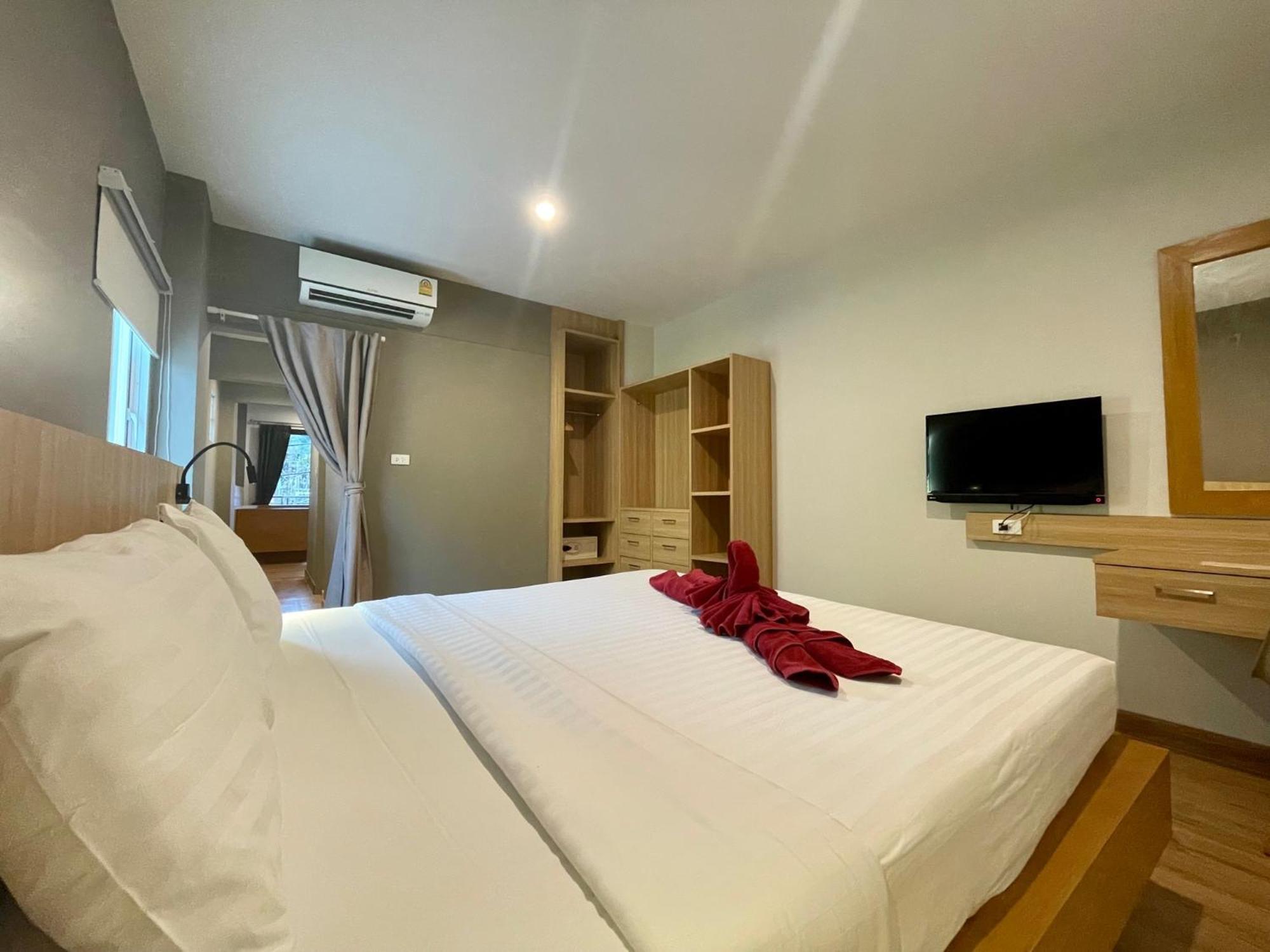 Room Actually Service Apartment Karon المظهر الخارجي الصورة